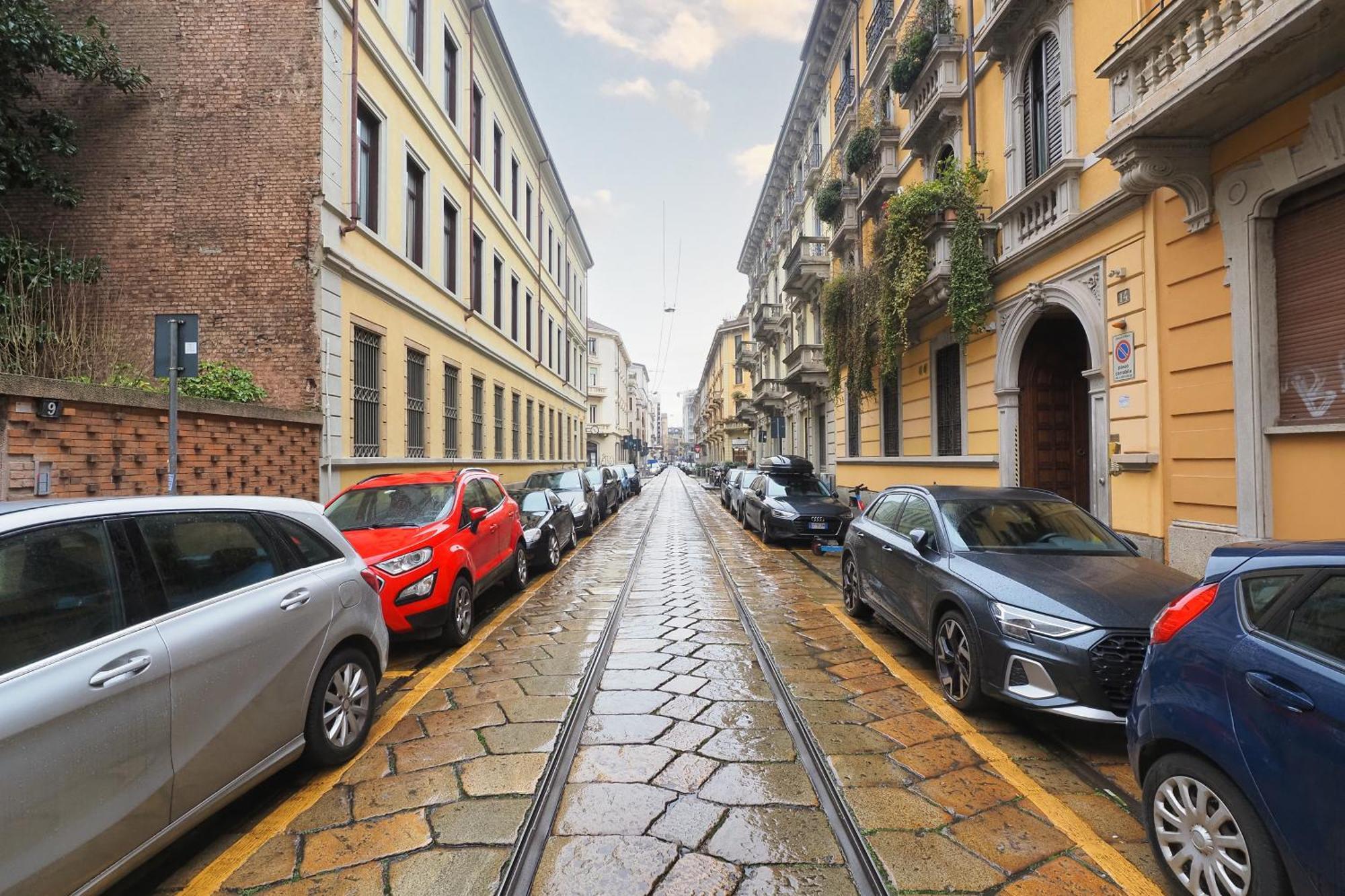 Appartamento Primopiano - Ausonio Milano